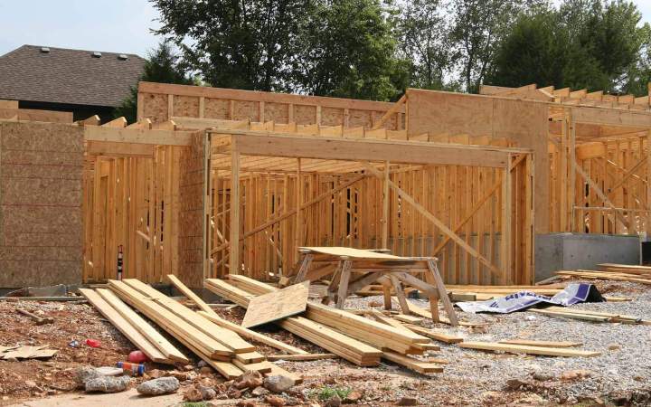 Bois de construction La Chaise-Dieu.