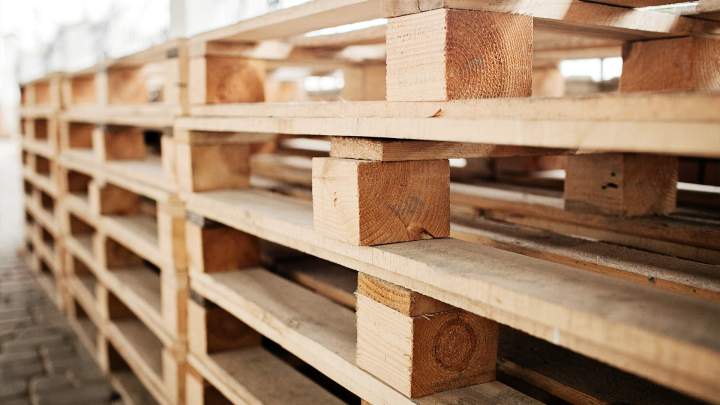 Palettes de bois La Chaise-Dieu